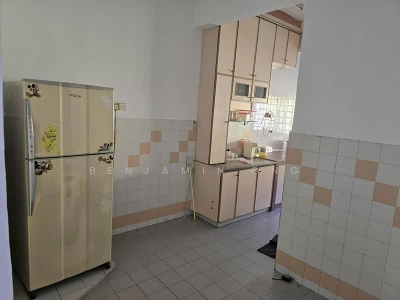 1-storey Terraced House for Rent in Taman Desa Jaya (Johor Bahru) - Benjamin Ong - Kitchen - PropertyGuru.com.my
