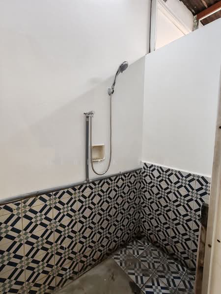 Rumah Teres 2-Tingkat untuk Disewa di George Town (Penang) - Derick Tan - Bathroom - PropertyGuru.com.my