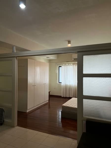 Kediaman Servis untuk Dijual di Seri Cempaka - Ken Ling - Bedroom - PropertyGuru.com.my