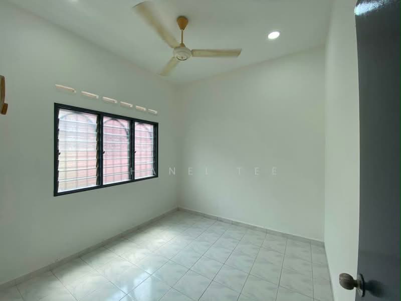 Rumah Teres 1-Tingkat untuk Dijual di Taman Sri Kluang (Kluang) - Shanel Tee - Interior - PropertyGuru.com.my