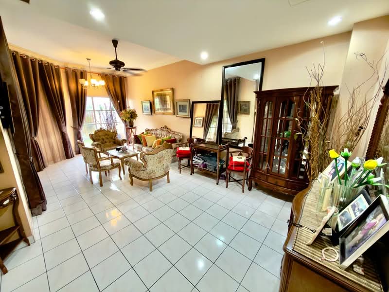 2-storey Terraced House for Sale in Seksyen 1 Bandar Baru Bangi (Bandar Baru Bangi) - Ajwad Azizan - PropertyGuru.com.my