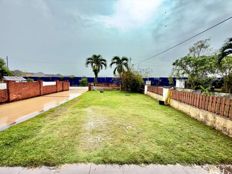 2-storey Terraced House for Sale in Seksyen 1 Bandar Baru Bangi (Bandar Baru Bangi) - Ajwad Azizan - PropertyGuru.com.my