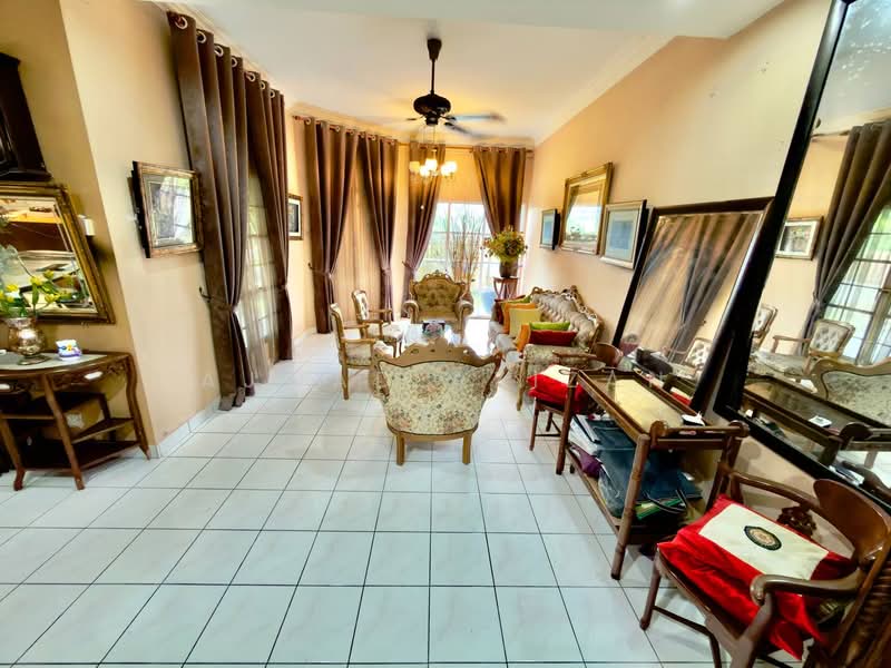 2-storey Terraced House for Sale in Seksyen 1 Bandar Baru Bangi (Bandar Baru Bangi) - Ajwad Azizan - PropertyGuru.com.my