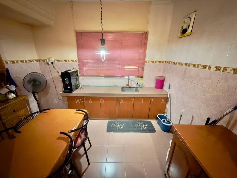 2-storey Terraced House for Sale in Seksyen 1 Bandar Baru Bangi (Bandar Baru Bangi) - Ajwad Azizan - PropertyGuru.com.my
