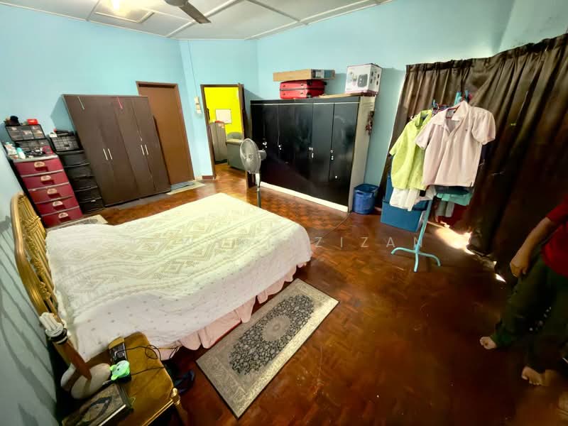 2-storey Terraced House for Sale in Seksyen 1 Bandar Baru Bangi (Bandar Baru Bangi) - Ajwad Azizan - PropertyGuru.com.my