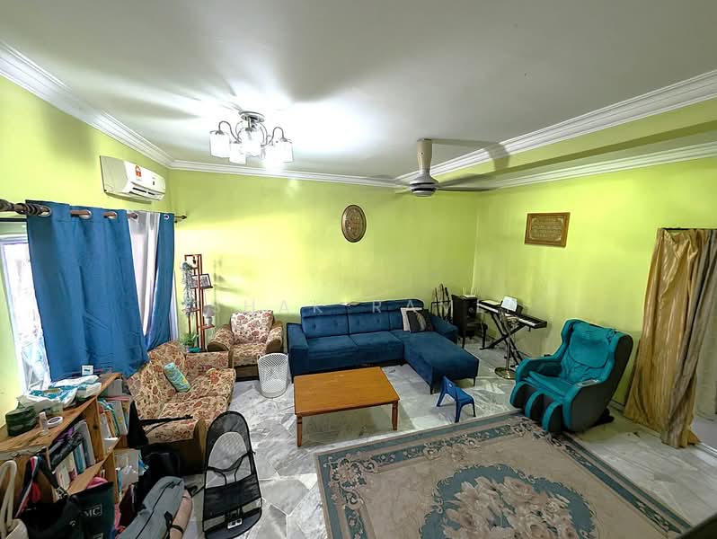 2-storey Terraced House for Sale in Usj 14 (Subang Jaya) - Ishak Ramli - Living Room - PropertyGuru.com.my
