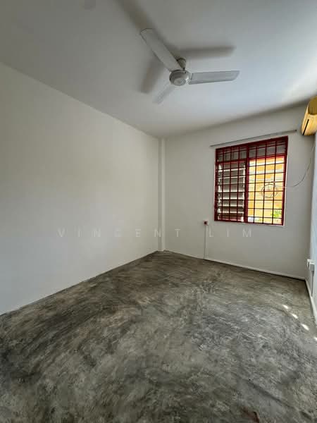 Rumah Flat untuk Dijual di Pangsapuri Jentayu @ Kangkar Pulai - Vincent Lim - PropertyGuru.com.my
