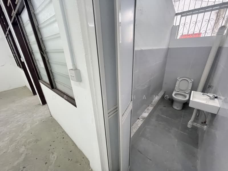Shop / Office untuk Disewa di Kampung Makam (George Town) - Daniel Phang - PropertyGuru.com.my