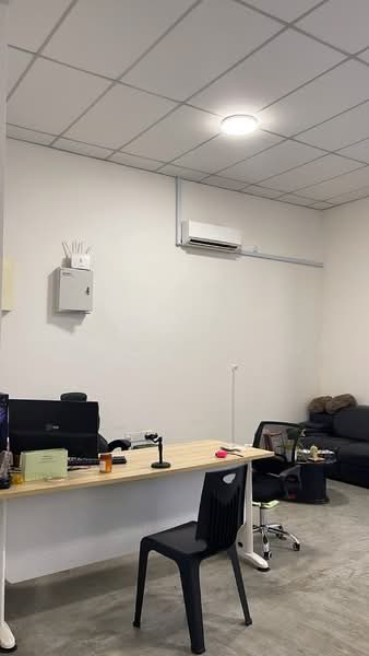 Kedai untuk Disewa di Bandar Dato Onn (Tebrau) - Benjamin Ong - Interior - PropertyGuru.com.my