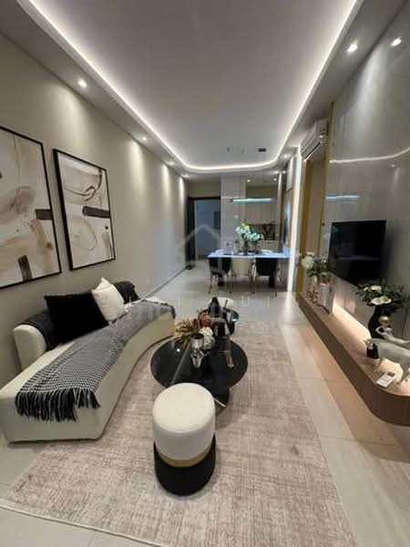 Kondominium untuk Dijual di Elmora Condominium - Lui Lui - Living Room - PropertyGuru.com.my