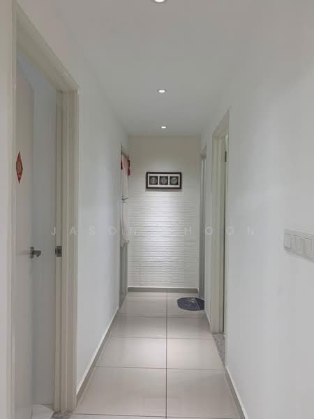 Condominium for Sale at i-Santorini - Jason Phoon - Corridor - PropertyGuru.com.my