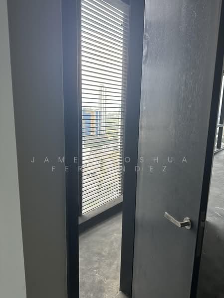 Office for Rent in Mont Kiara (Kuala Lumpur) - James Joshua Fernandez - Balcony - PropertyGuru.com.my