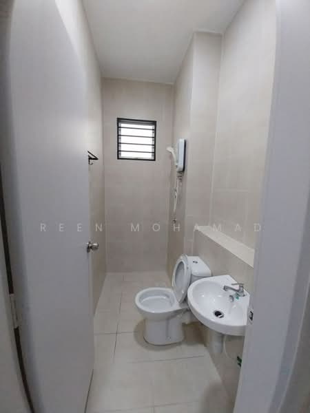 Condominium for Rent at Residensi Adelia 4 - Reen Mohamad - Bathroom - PropertyGuru.com.my