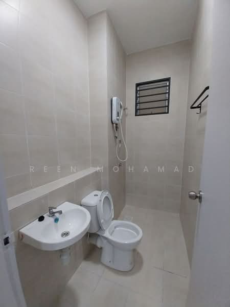 Condominium for Rent at Residensi Adelia 4 - Reen Mohamad - Bathroom - PropertyGuru.com.my