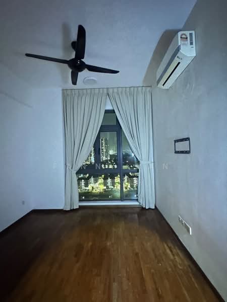 Kediaman Servis untuk Disewa di Crescent Bay Suites (Teluk Bayu) - Fanny Tan - View - PropertyGuru.com.my