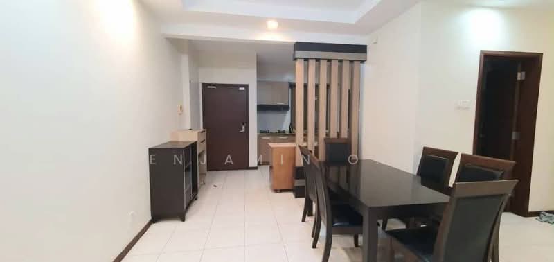 Pangsapuri untuk Disewa di Molek Pine 2 - Benjamin Ong - Dining Room - PropertyGuru.com.my