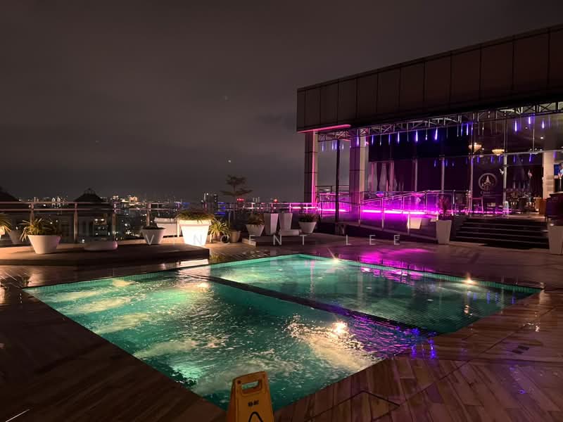 Kediaman Servis untuk Disewa di Dorsett Residences Sri Hartamas - Vincent Lee - Pool - PropertyGuru.com.my