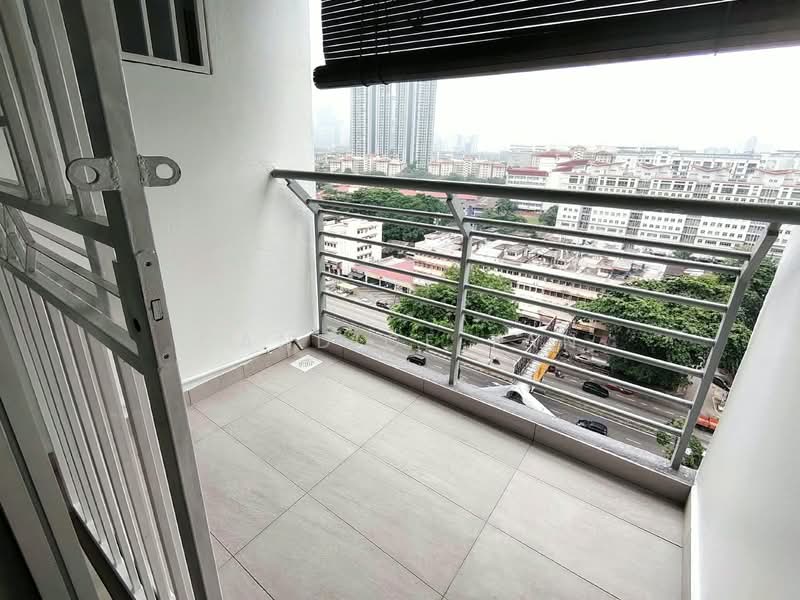 Kondominium untuk Dijual di Warisan City View - Candice Tan - Balcony - PropertyGuru.com.my