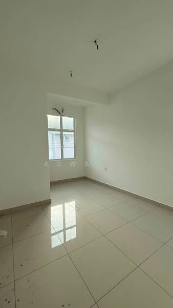 2-storey Terraced House for Sale in Taman Serai Wangi (Padang Serai) - Aswad . - Interior - PropertyGuru.com.my