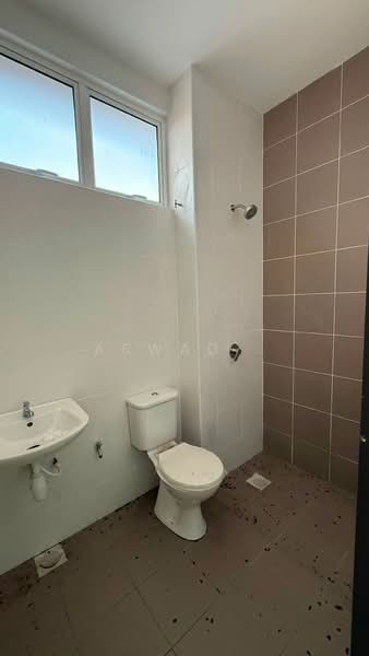 2-storey Terraced House for Sale in Taman Serai Wangi (Padang Serai) - Aswad . - Bathroom - PropertyGuru.com.my