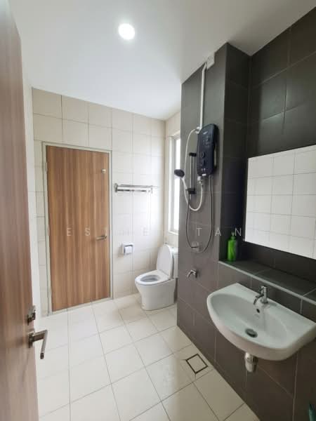 Rumah Teres untuk Disewa di Sepang (Selangor) - Esther Tan - Bathroom - PropertyGuru.com.my