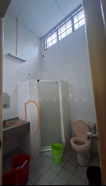 Rumah Teres 2-Tingkat untuk Dijual di Bandar Utama (Selangor) - Dennis Soo - Bathroom - PropertyGuru.com.my