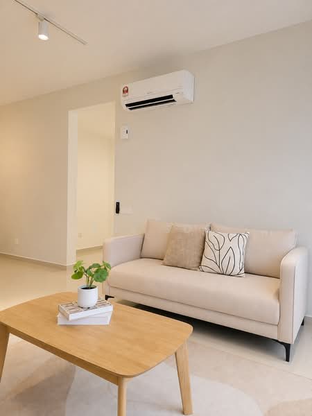 Kediaman Servis untuk Disewa di D'Erica - Ray Soo - Living Room - PropertyGuru.com.my