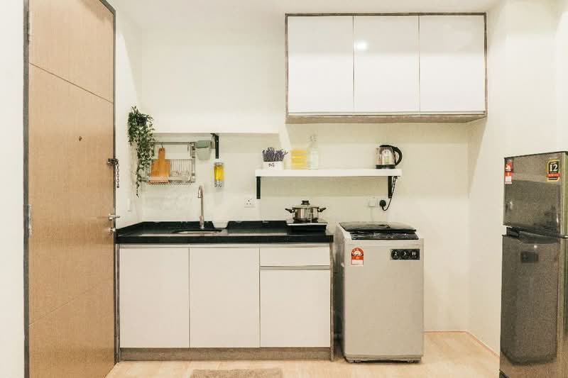 Service Residence for Rent at Aurora Suites @ Bukit Jalil - Grace Tham - Kitchen - PropertyGuru.com.my