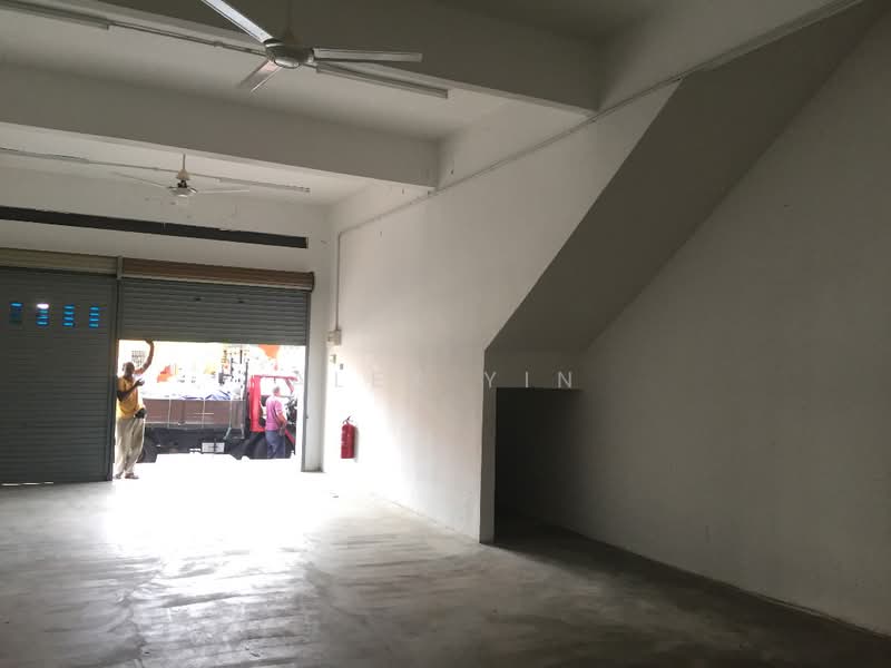 Kedai untuk Dijual di Chemor (Perak) - Alex Yin - Interior - PropertyGuru.com.my
