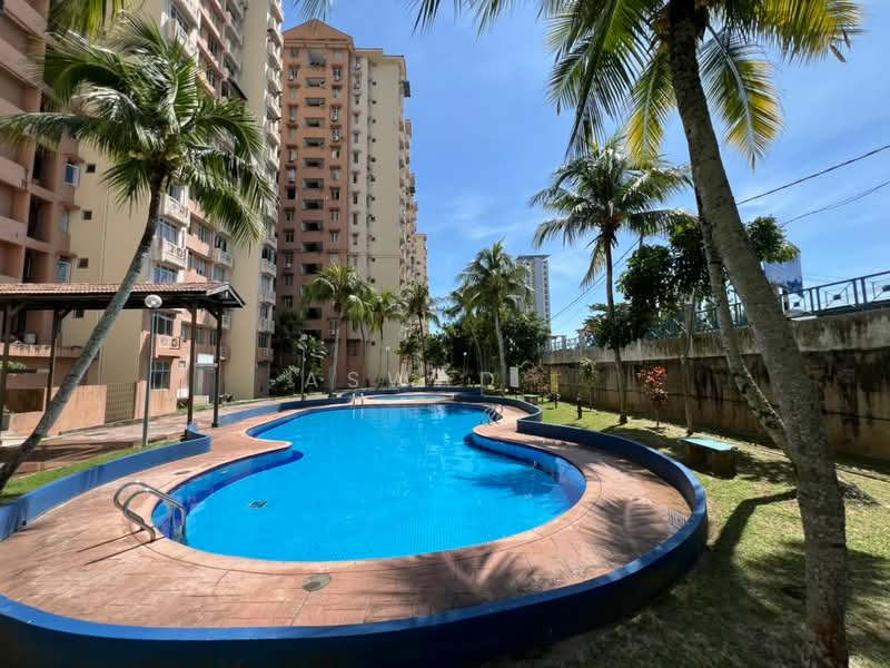 Kondominium untuk Dijual di Azuria Condominium - Aswad . - Exterior - PropertyGuru.com.my