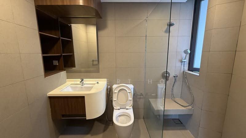 Kediaman Servis untuk Dijual di Aragreens - Albert Ho - Bathroom - PropertyGuru.com.my