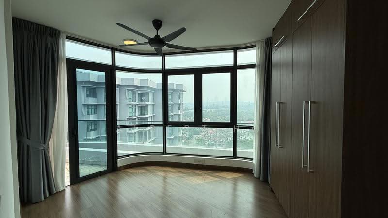 Kediaman Servis untuk Dijual di Aragreens - Albert Ho - Bedroom - PropertyGuru.com.my