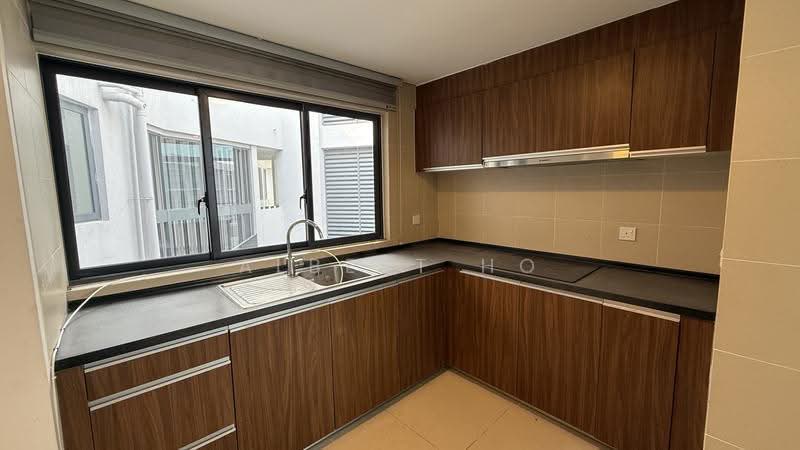 Kediaman Servis untuk Dijual di Aragreens - Albert Ho - Kitchen - PropertyGuru.com.my