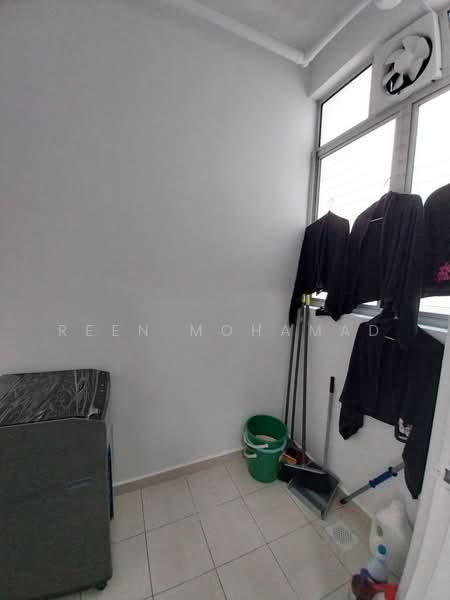 Kondominium untuk Disewa di Residensi Adelia 4 - Reen Mohamad - Yard - PropertyGuru.com.my