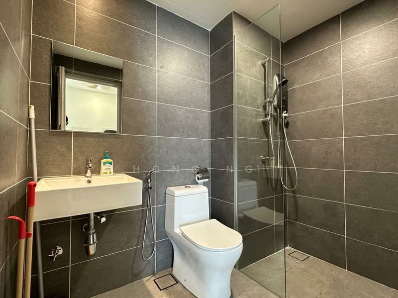 Service Residence for Rent at The Glenz @ Glenmarie - Hong Ng - Bathroom - PropertyGuru.com.my