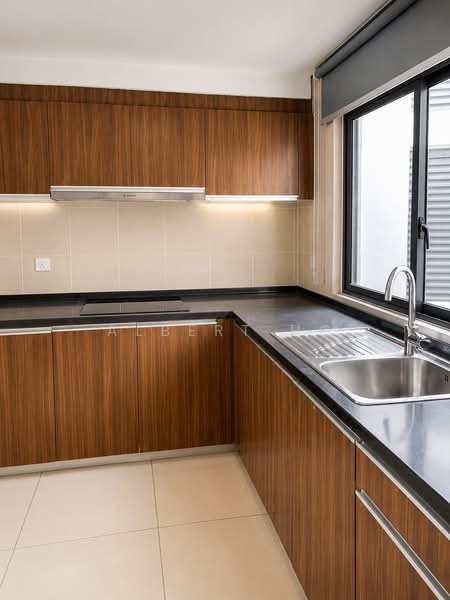 Kediaman Servis untuk Dijual di Aragreens - Albert Ho - Kitchen - PropertyGuru.com.my