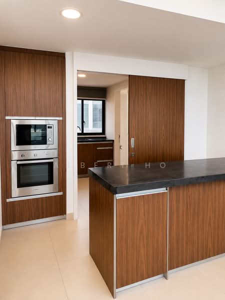 Kediaman Servis untuk Dijual di Aragreens - Albert Ho - Kitchen - PropertyGuru.com.my