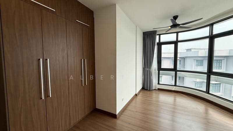 Kediaman Servis untuk Dijual di Aragreens - Albert Ho - Bedroom - PropertyGuru.com.my