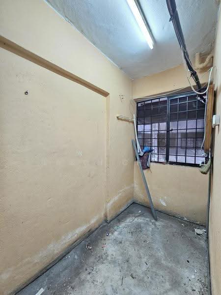 Pangsapuri untuk Dijual di Perdana Court - Eason Chan - PropertyGuru.com.my