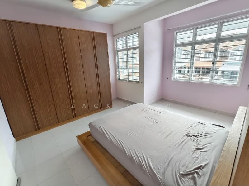 2-storey Terraced House for Sale in Taman Seri Austin (Tebrau) - Zack Chow - Bedroom - PropertyGuru.com.my