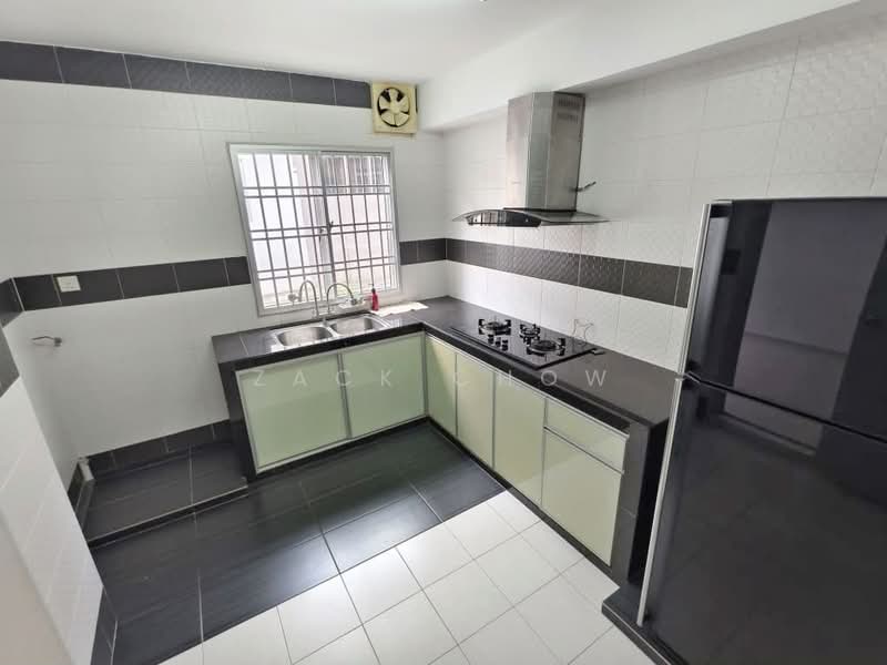 2-storey Terraced House for Sale in Taman Seri Austin (Tebrau) - Zack Chow - Kitchen - PropertyGuru.com.my