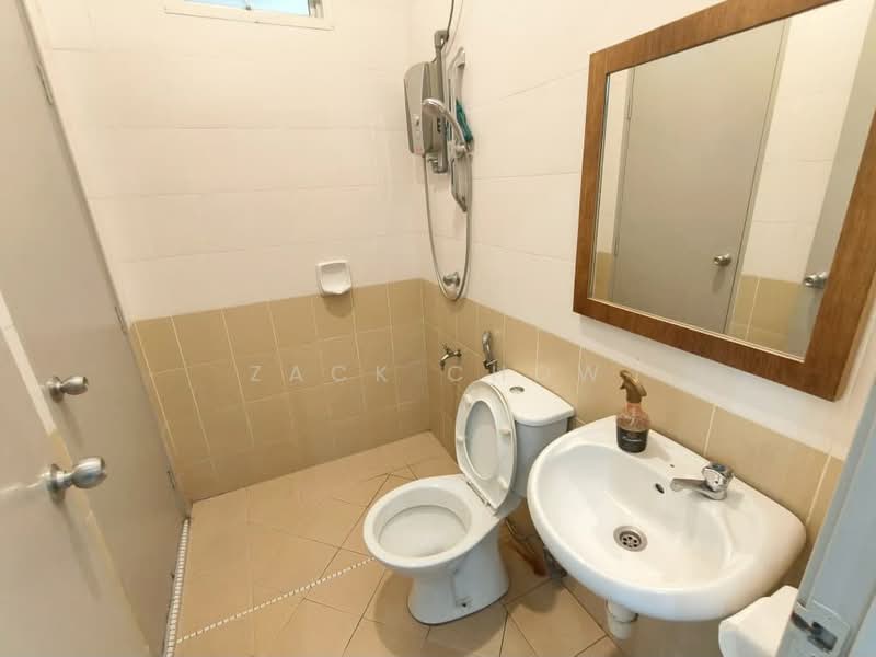 2-storey Terraced House for Sale in Taman Seri Austin (Tebrau) - Zack Chow - Bathroom - PropertyGuru.com.my