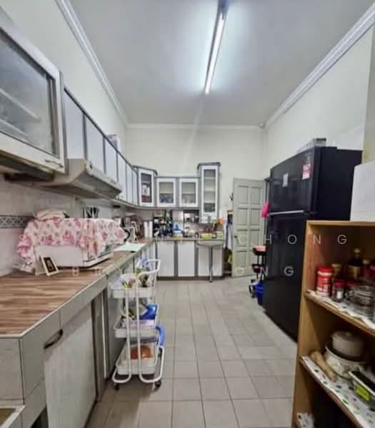 2-storey Terraced House for Sale in SS 21, Damansara Utama (Petaling Jaya) - Stephanie Chong - Kitchen - PropertyGuru.com.my