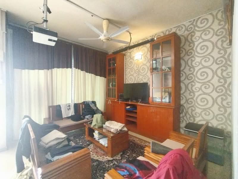 2-storey Terraced House for Sale in Taman Lestari Putra (Seri Kembangan) - Mahafiz . - PropertyGuru.com.my