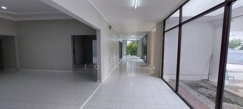 Commercial Bungalow for Rent in KLCC (KL City Centre) - Toji Ng - Corridor - PropertyGuru.com.my
