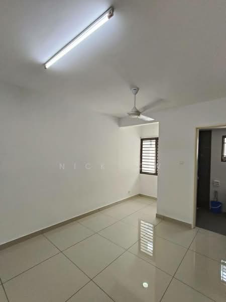 Rumah Teres 2.5-Tingkat untuk Disewa di Bandar Indahpura (Kulai) - Nick Low - Interior - PropertyGuru.com.my
