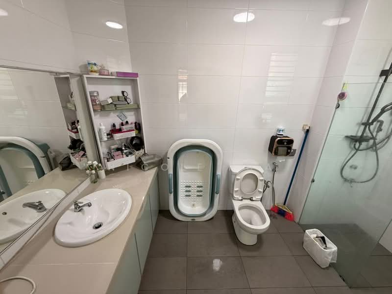 2-storey Terraced House for Sale in Taman Impian Emas (Skudai) - Nicole Pua - Bathroom - PropertyGuru.com.my