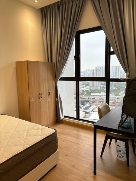 Kediaman Servis untuk Dijual di Trion @ KL - Alan Khoo - Bedroom - PropertyGuru.com.my