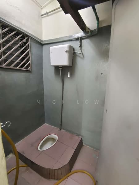 1-storey Terraced House for Rent in Taman Mewah (Kulai) - Nick Low - Bathroom - PropertyGuru.com.my