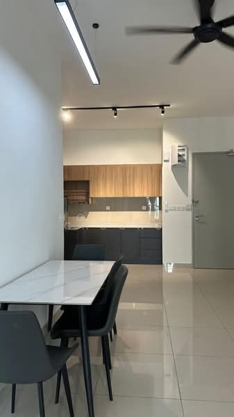 Kondominium untuk Disewa di Residensi Bintang - Holiday Choong - Kitchen - PropertyGuru.com.my